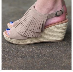 Minnetonka fringe wedge